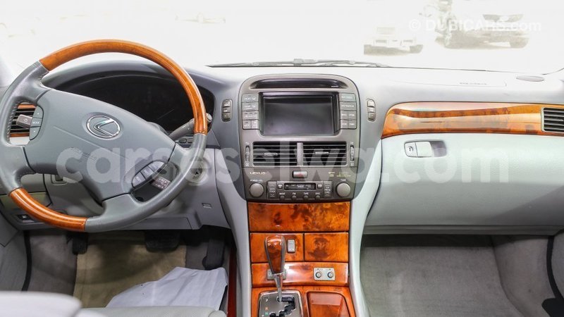 Big with watermark lexus ls east mahe import dubai 6242