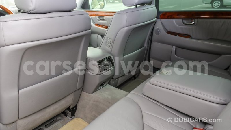 Big with watermark lexus ls east mahe import dubai 6242