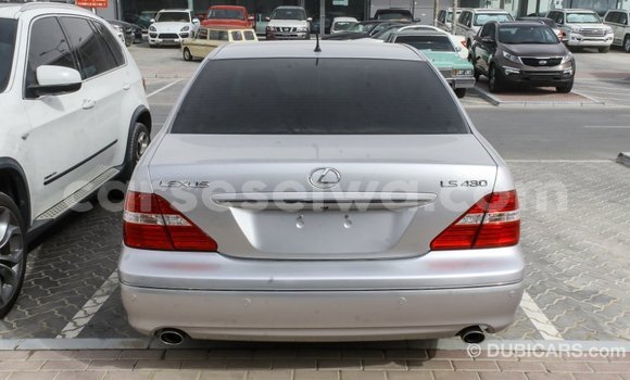 Acheter Import Voiture Lexus LS Autre à Import - Dubai, East Mahé Acheter Import Voiture Lexus LS Autre à Import - Dubai, East Mahé