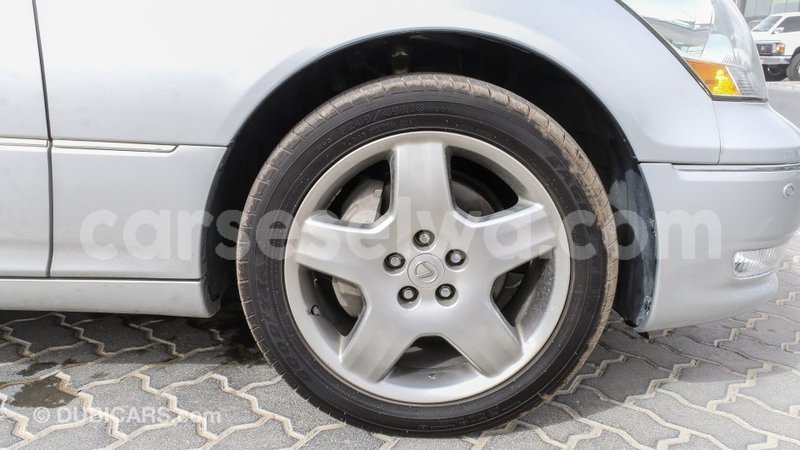 Big with watermark lexus ls east mahe import dubai 6242