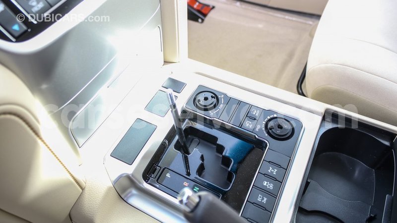 Big with watermark toyota land cruiser east mahe import dubai 6243