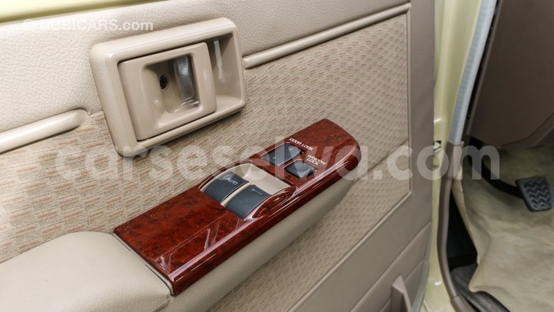 Big with watermark toyota land cruiser east mahe import dubai 6244