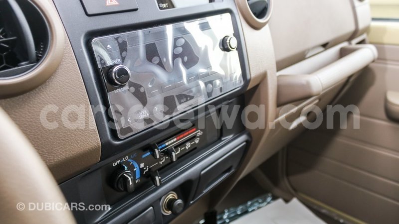 Big with watermark toyota land cruiser east mahe import dubai 6246