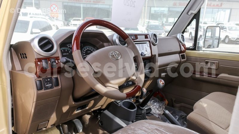 Big with watermark toyota land cruiser east mahe import dubai 6247