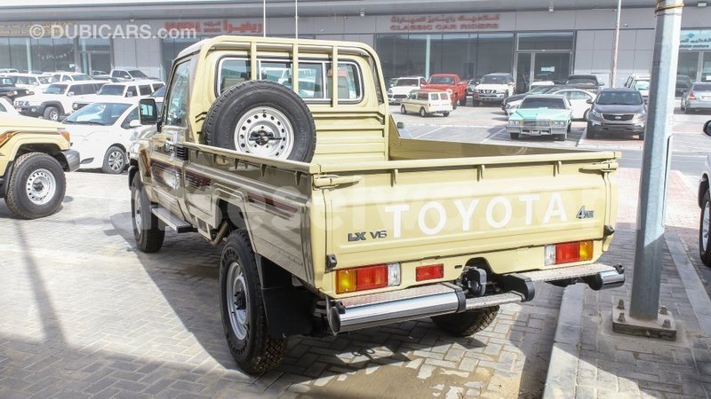 Big with watermark toyota land cruiser east mahe import dubai 6247