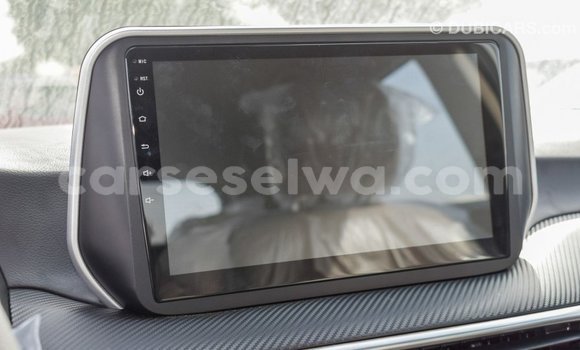 Acheter Import Voiture Hyundai Tucson Blanc à Import - Dubai, East Mahé Acheter Import Voiture Hyundai Tucson Blanc à Import - Dubai, East Mahé