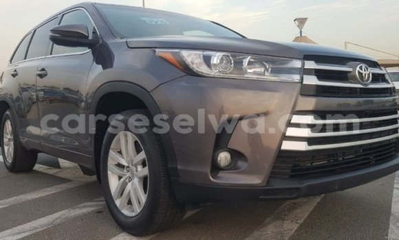 Acheter Import Voiture Toyota Highlander Autre à Import - Dubai, East Mahé Acheter Import Voiture Toyota Highlander Autre à Import - Dubai, East Mahé