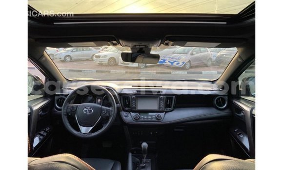 Acheter Import Utilitaire Toyota Ade Autre à Import - Dubai, East Mahé Acheter Import Utilitaire Toyota Ade Autre à Import - Dubai, East Mahé