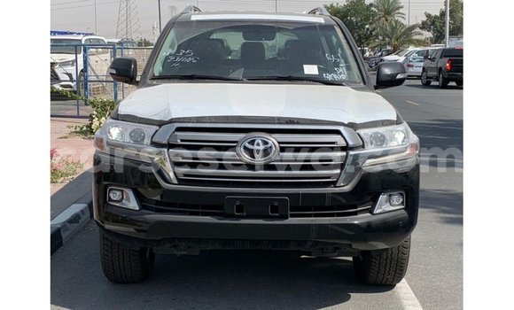 Buy Import Toyota Land Cruiser Black Car in Import - Dubai in East Mahé Buy Import Toyota Land Cruiser Black Car in Import - Dubai in East Mahé