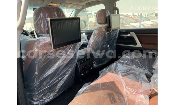 Buy Import Toyota Land Cruiser Black Car in Import - Dubai in East Mahé Buy Import Toyota Land Cruiser Black Car in Import - Dubai in East Mahé