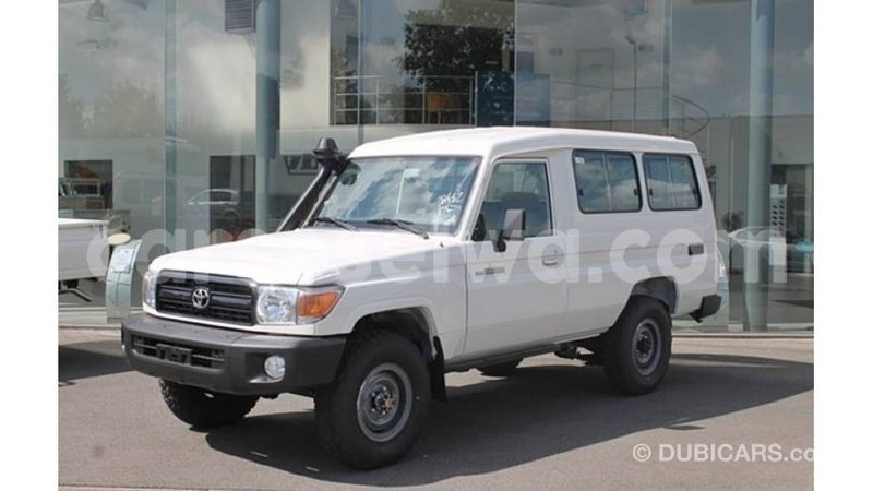 Big with watermark toyota land cruiser east mahe import dubai 6259