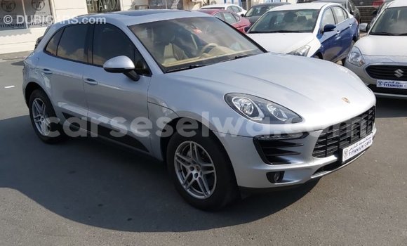 Acheter Import Voiture Porsche Macan Autre à Import - Dubai, East Mahé Acheter Import Voiture Porsche Macan Autre à Import - Dubai, East Mahé