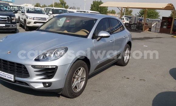 Acheter Import Voiture Porsche Macan Autre à Import - Dubai, East Mahé Acheter Import Voiture Porsche Macan Autre à Import - Dubai, East Mahé