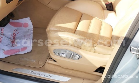 Acheter Import Voiture Porsche Macan Autre à Import - Dubai, East Mahé Acheter Import Voiture Porsche Macan Autre à Import - Dubai, East Mahé