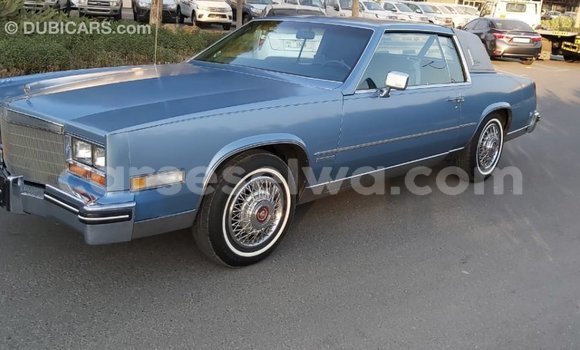 Acheter Import Voiture Cadillac Eldorado Bleu à Import - Dubai, East Mahé Acheter Import Voiture Cadillac Eldorado Bleu à Import - Dubai, East Mahé
