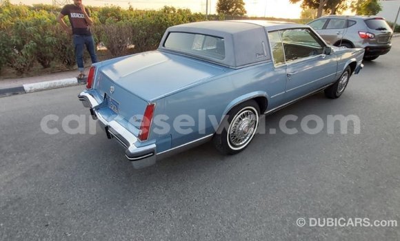 Acheter Import Voiture Cadillac Eldorado Bleu à Import - Dubai, East Mahé Acheter Import Voiture Cadillac Eldorado Bleu à Import - Dubai, East Mahé