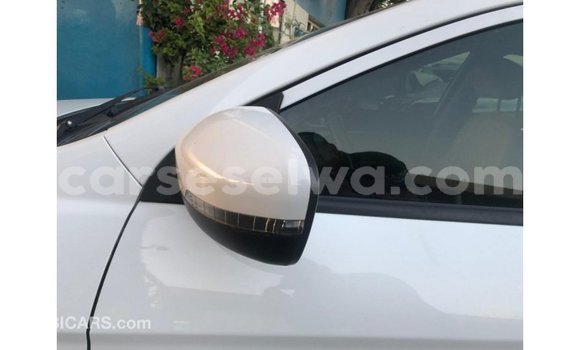 Acheter Import Voiture Geely Emgrand 7 Blanc à Import - Dubai, East Mahé Acheter Import Voiture Geely Emgrand 7 Blanc à Import - Dubai, East Mahé