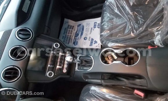 Acheter Import Voiture Ford Mustang Rouge à Import - Dubai, East Mahé Acheter Import Voiture Ford Mustang Rouge à Import - Dubai, East Mahé