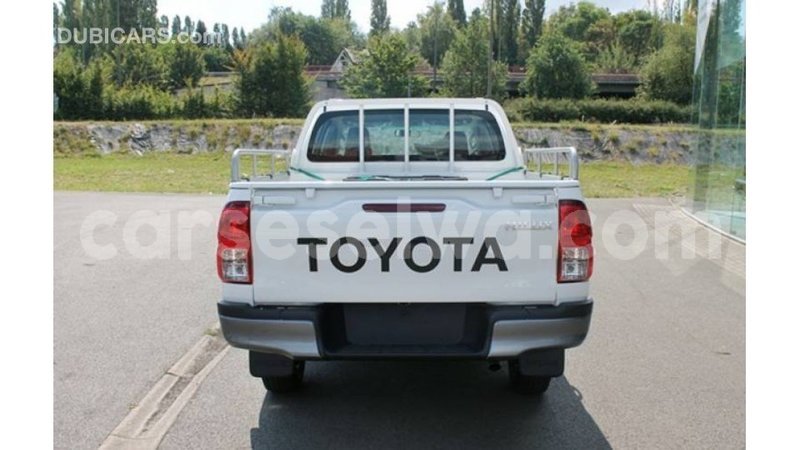 Big with watermark toyota hilux east mahe import dubai 6281