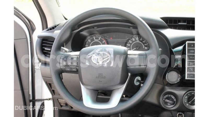 Big with watermark toyota hilux east mahe import dubai 6281