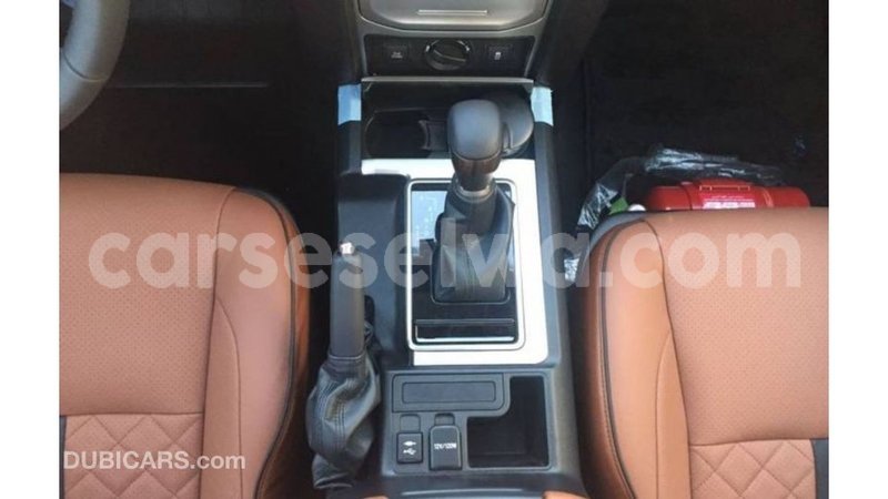 Big with watermark toyota prado east mahe import dubai 6283