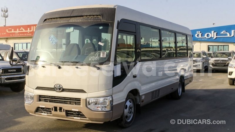 Big with watermark toyota coaster east mahe import dubai 6287