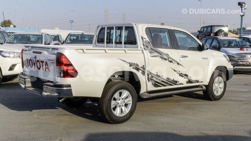 Big with watermark toyota hilux east mahe import dubai 6289