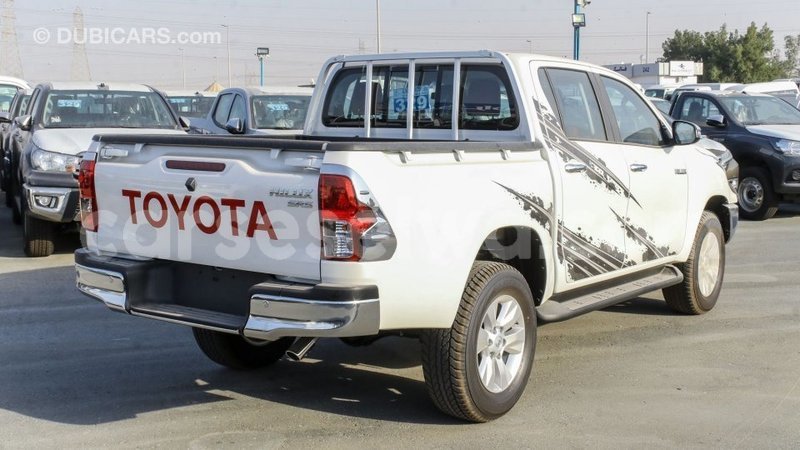 Big with watermark toyota hilux east mahe import dubai 6290