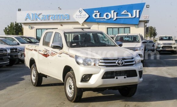 Acheter Import Voiture Toyota Hilux Blanc à Import - Dubai, East Mahé Acheter Import Voiture Toyota Hilux Blanc à Import - Dubai, East Mahé