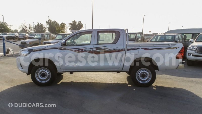 Big with watermark toyota hilux east mahe import dubai 6293