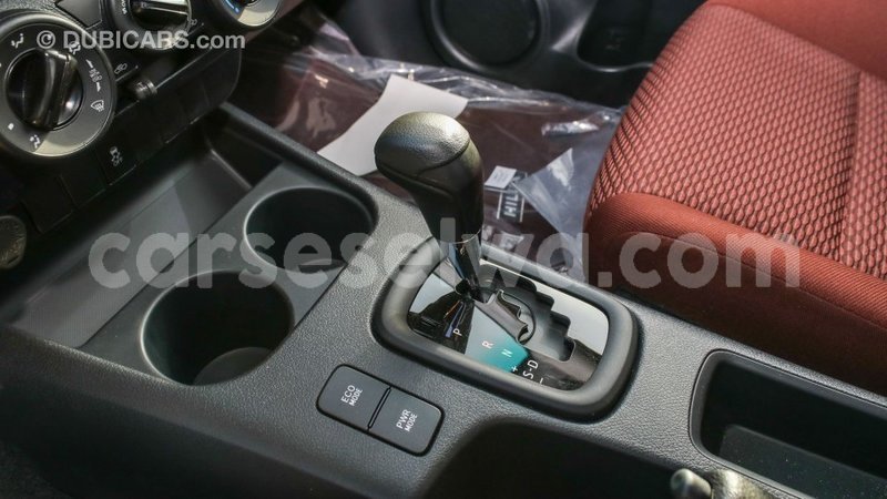 Big with watermark toyota hilux east mahe import dubai 6293