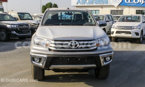 Acheter Import Voiture Toyota Hilux Autre à Import - Dubai, East Mahé Acheter Import Voiture Toyota Hilux Autre à Import - Dubai, East Mahé