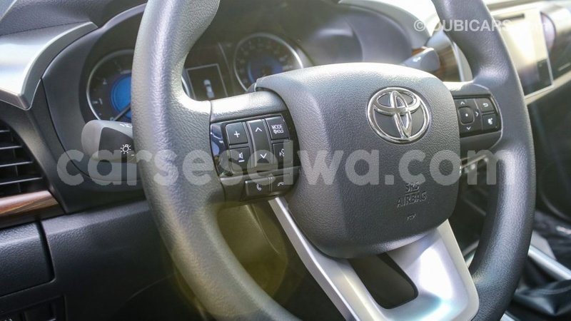 Big with watermark toyota hilux east mahe import dubai 6294