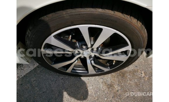 Acheter Import Voiture Nissan Maxima Blanc à Import - Dubai, East Mahé Acheter Import Voiture Nissan Maxima Blanc à Import - Dubai, East Mahé