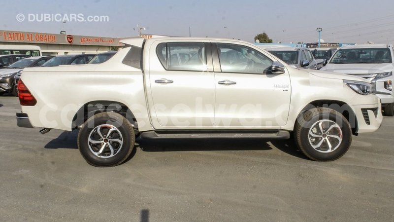 Big with watermark toyota hilux east mahe import dubai 6297