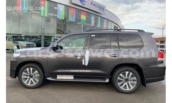 Buy Import Toyota Land Cruiser Other Car in Import - Dubai in East Mahé Buy Import Toyota Land Cruiser Other Car in Import - Dubai in East Mahé