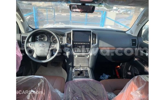 Buy Import Toyota Land Cruiser Other Car in Import - Dubai in East Mahé Buy Import Toyota Land Cruiser Other Car in Import - Dubai in East Mahé