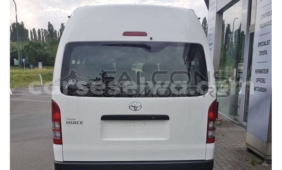 Buy Import Toyota Hiace White Car in Import - Dubai in East Mahé Buy Import Toyota Hiace White Car in Import - Dubai in East Mahé