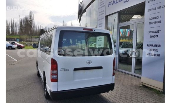 Buy Import Toyota Hiace White Car in Import - Dubai in East Mahé Buy Import Toyota Hiace White Car in Import - Dubai in East Mahé
