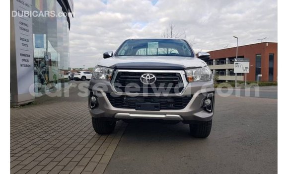 Buy Import Toyota Hilux Brown Car in Import - Dubai in East Mahé Buy Import Toyota Hilux Brown Car in Import - Dubai in East Mahé