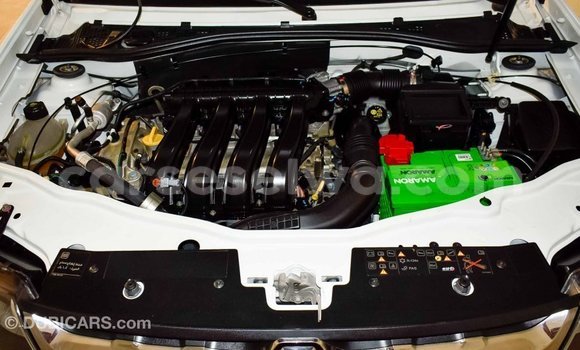 Acheter Import Voiture Renault Duster Blanc à Import - Dubai, East Mahé Acheter Import Voiture Renault Duster Blanc à Import - Dubai, East Mahé