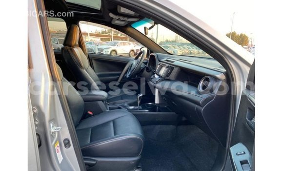 Acheter Import Utilitaire Toyota Ade Autre à Import - Dubai, East Mahé Acheter Import Utilitaire Toyota Ade Autre à Import - Dubai, East Mahé