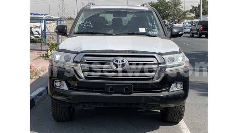 Big with watermark toyota land cruiser east mahe import dubai 6324