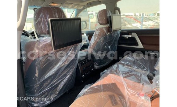 Buy Import Toyota Land Cruiser Black Car in Import - Dubai in East Mahé Buy Import Toyota Land Cruiser Black Car in Import - Dubai in East Mahé