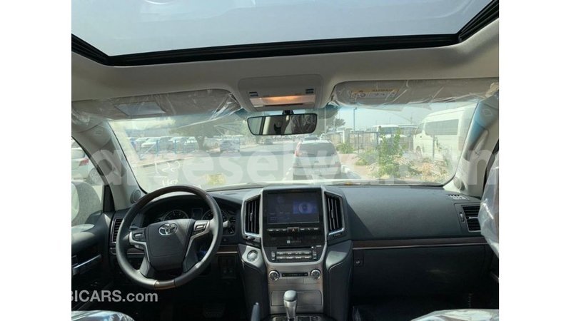 Big with watermark toyota land cruiser east mahe import dubai 6324