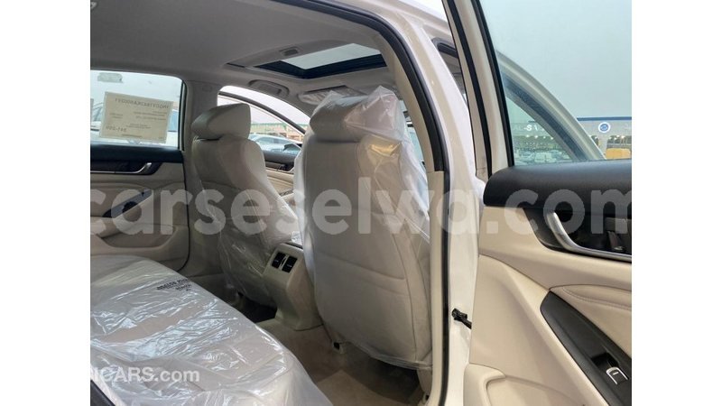 Big with watermark honda accord east mahe import dubai 6339