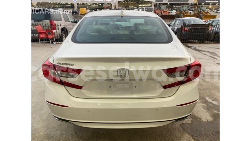 Big with watermark honda accord east mahe import dubai 6339