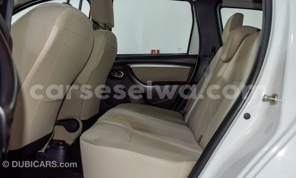 Acheter Import Voiture Renault Duster Blanc à Import - Dubai, East Mahé Acheter Import Voiture Renault Duster Blanc à Import - Dubai, East Mahé