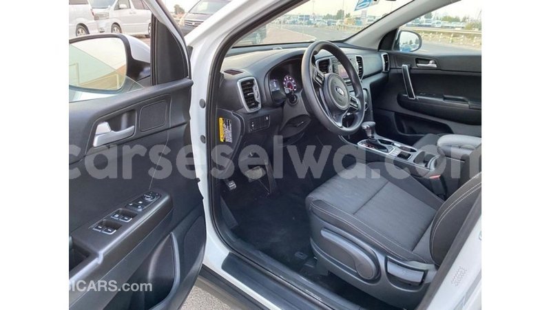 Big with watermark kia sportage east mahe import dubai 6352