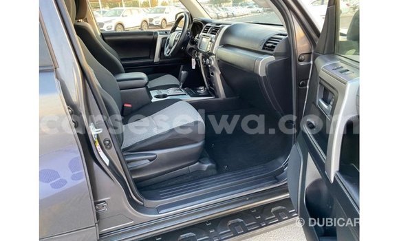 Acheter Import Utilitaire Toyota Ade Autre à Import - Dubai, East Mahé Acheter Import Utilitaire Toyota Ade Autre à Import - Dubai, East Mahé